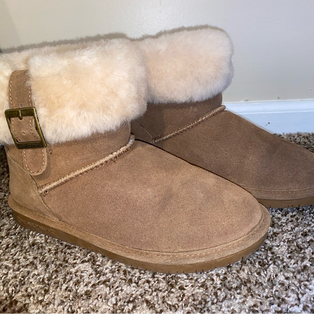 Bearpaw Abigail Women's Winter Boots.